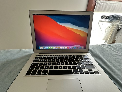 Apple macbook air - apple, 13”