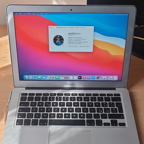 Apple macbook air 2010 - 13",