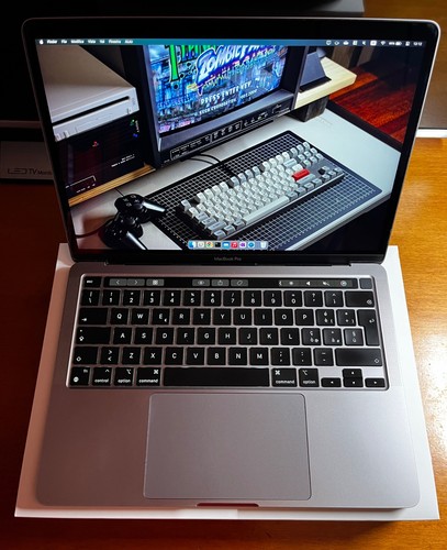 Apple macbook pro - pro, m1