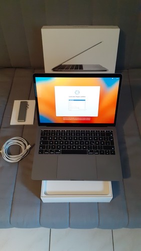Macbook pro 2017 - 13,3",,